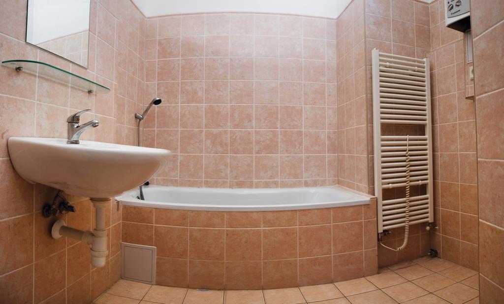 Alea House Aparthotel